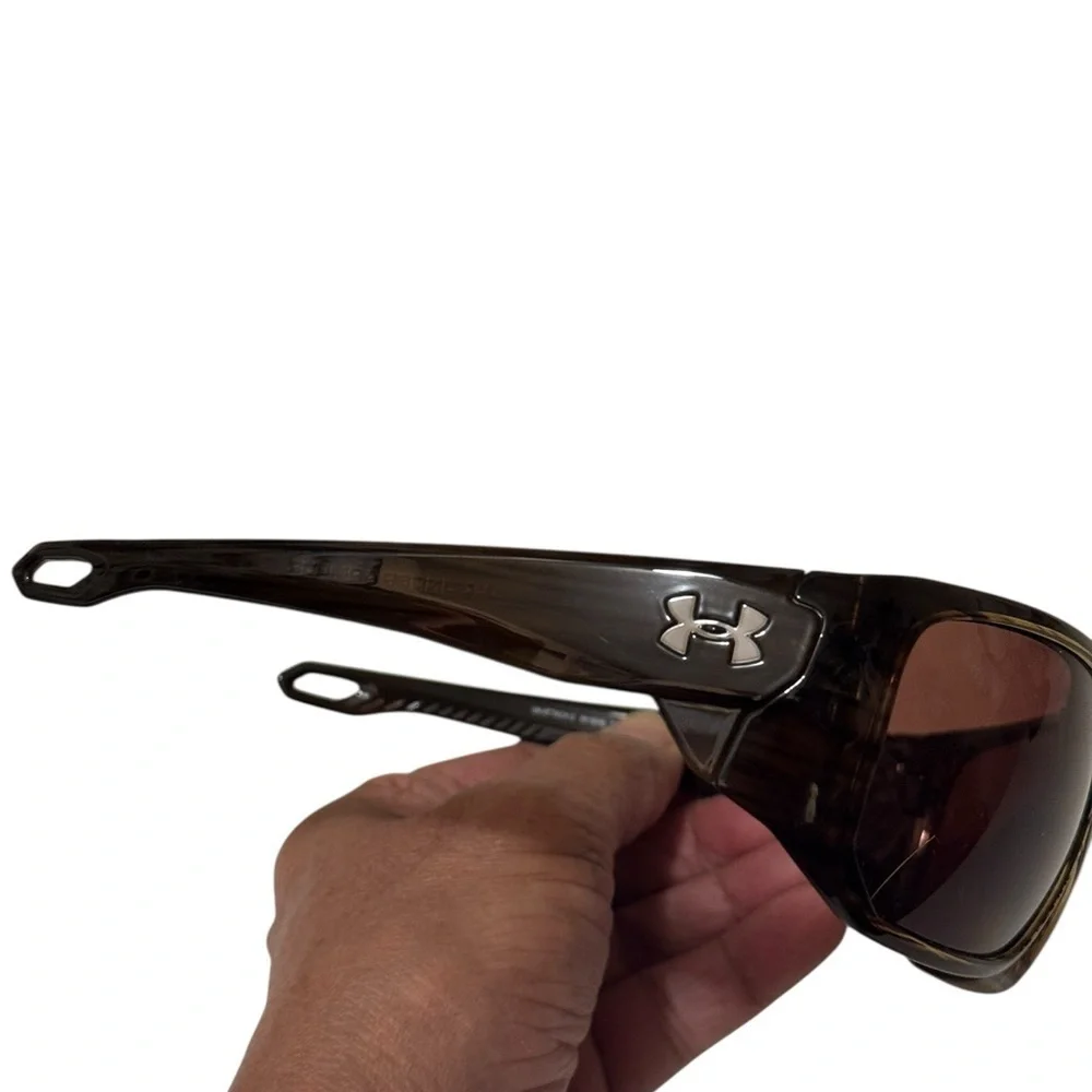 Under Armour chic brown